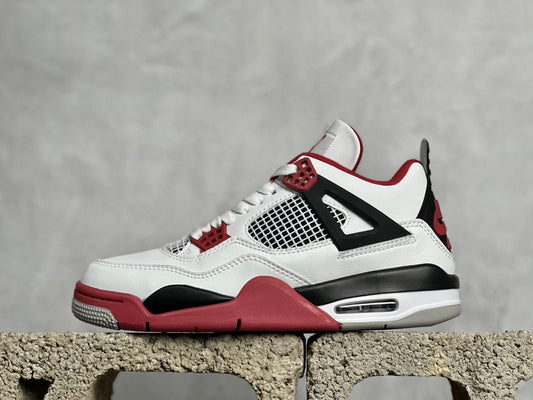 NIKE AIR JORDAN 4 RETRO WHITE RED