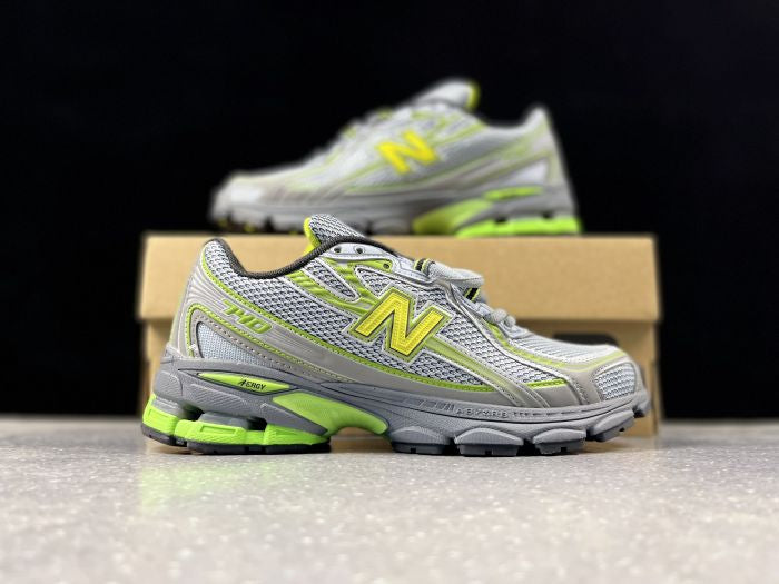 NEW BALANCE NB 740 GRISE JAUNE
