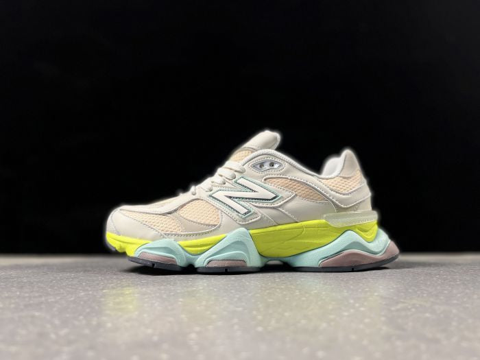 NEW BALANCE NB 9060 MOONBEAM