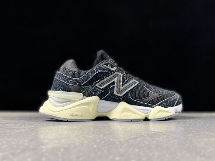 NEW BALANCE NB 9060 NOIR BLACK SUEDE