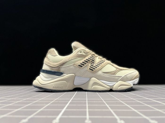 NEW BALANCE NB 9060 BEIGE