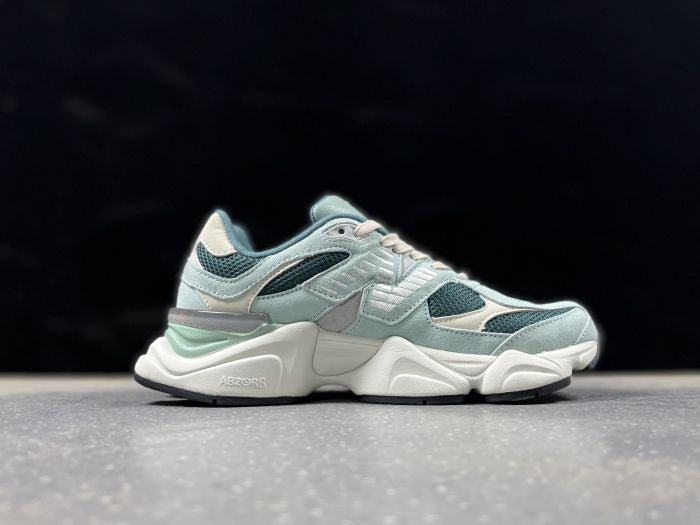 NEW BALANCE NB 9060 VERT