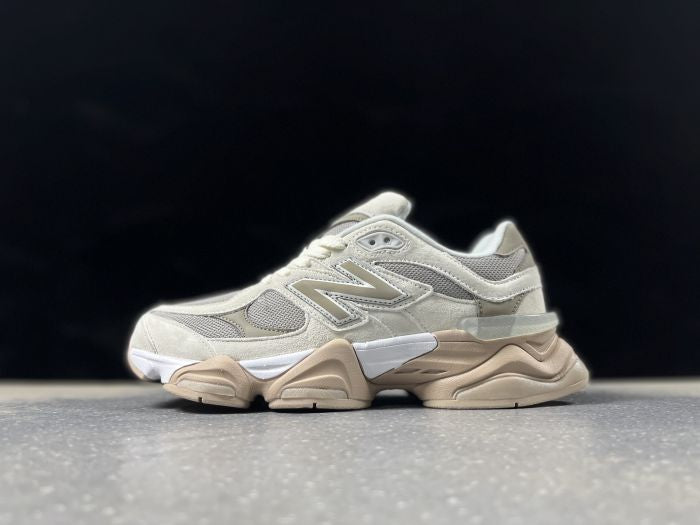 NEW BALANCE NB 9060 BEIGE