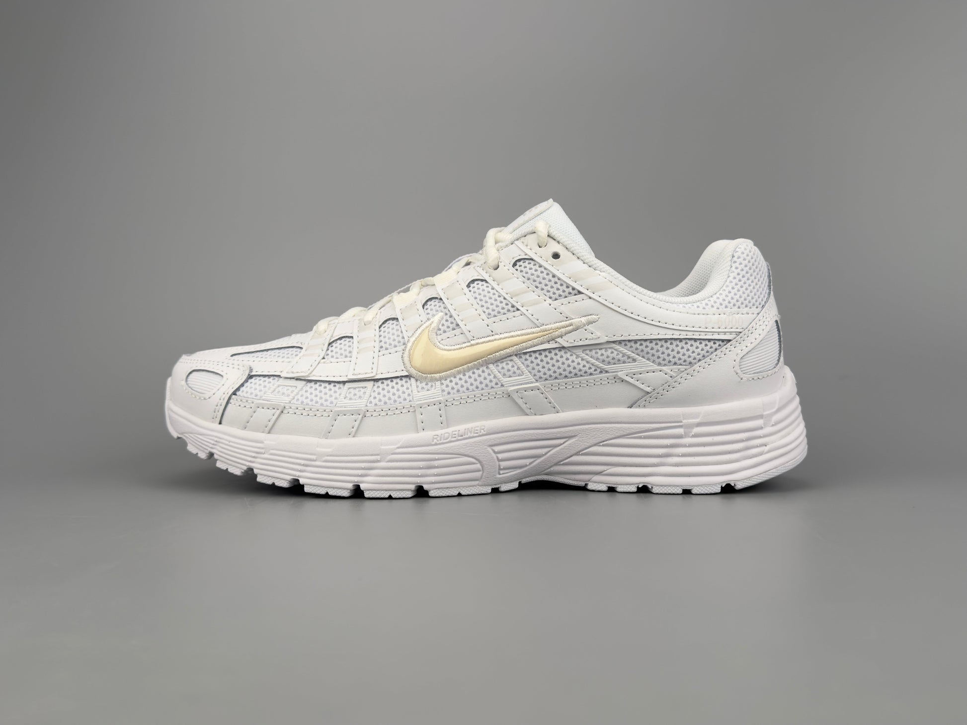 NIKE SNEAKERS P6000 BLANCHE