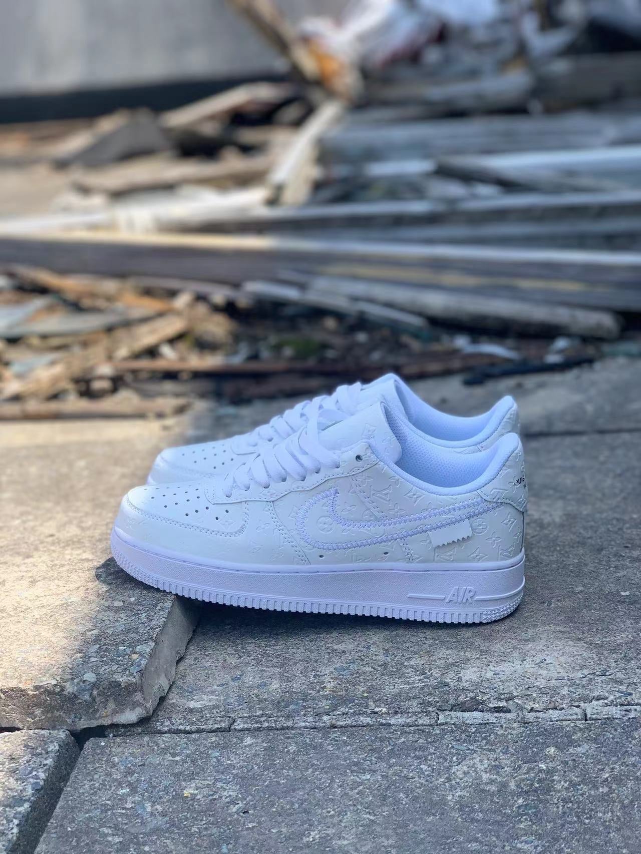 NIKE AIR FORCE 1 x LOUIS VUITTON BLANCHE