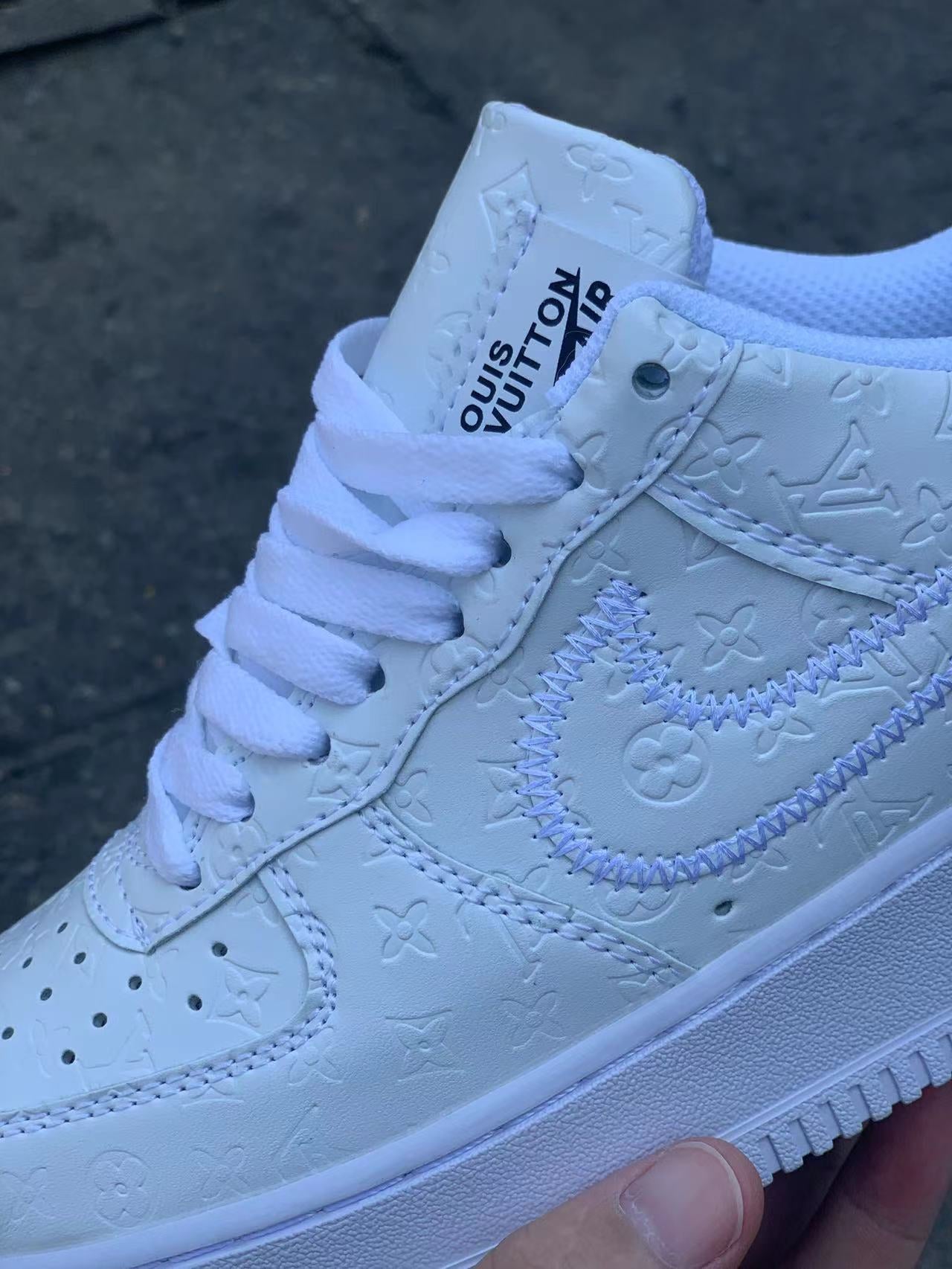 NIKE AIR FORCE 1 x LOUIS VUITTON BLANCHE