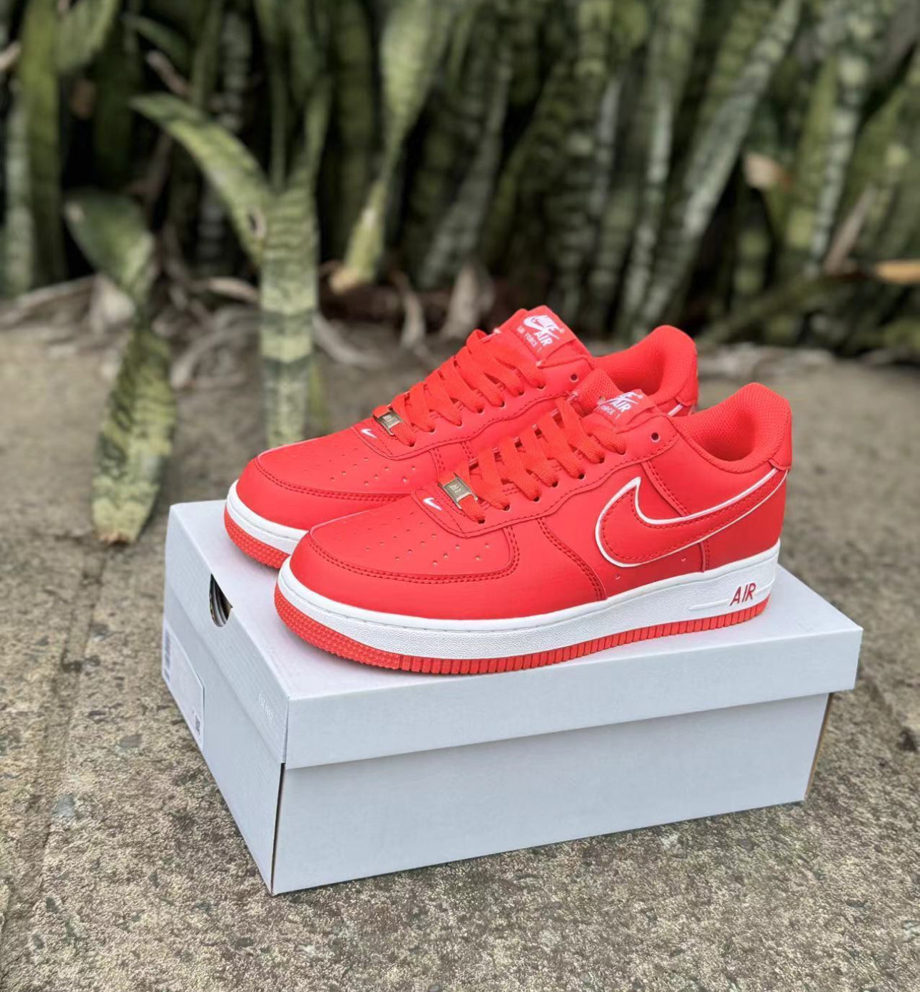 Nike Air Force 1 Rouge – L’icône du style urbain