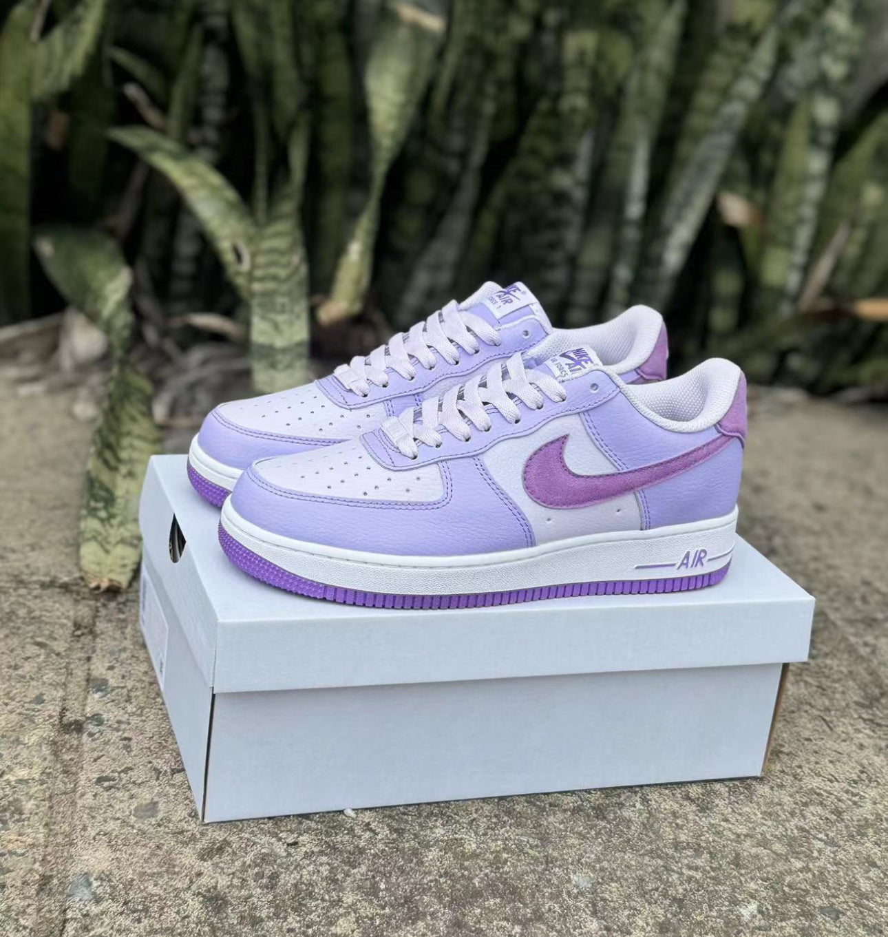 Nike Air Force 1 Violet – L’icône du style urbain