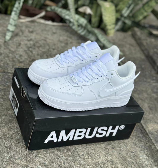 Nike Air Force 1 Blanche – L’icône du style urbain
