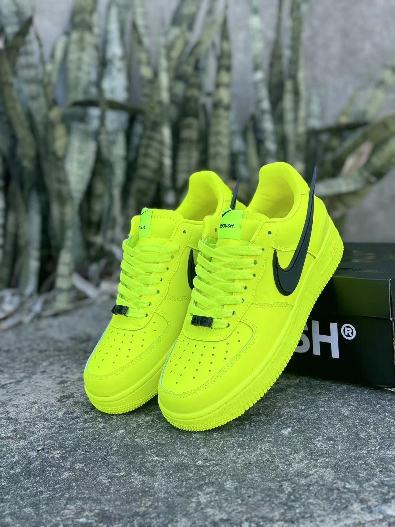 Nike Air Force 1 Fluo – L’icône du style urbain