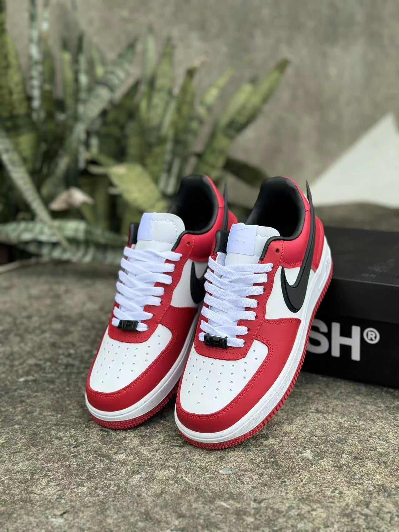 Nike Air Force 1 Rouge – L’icône du style urbain