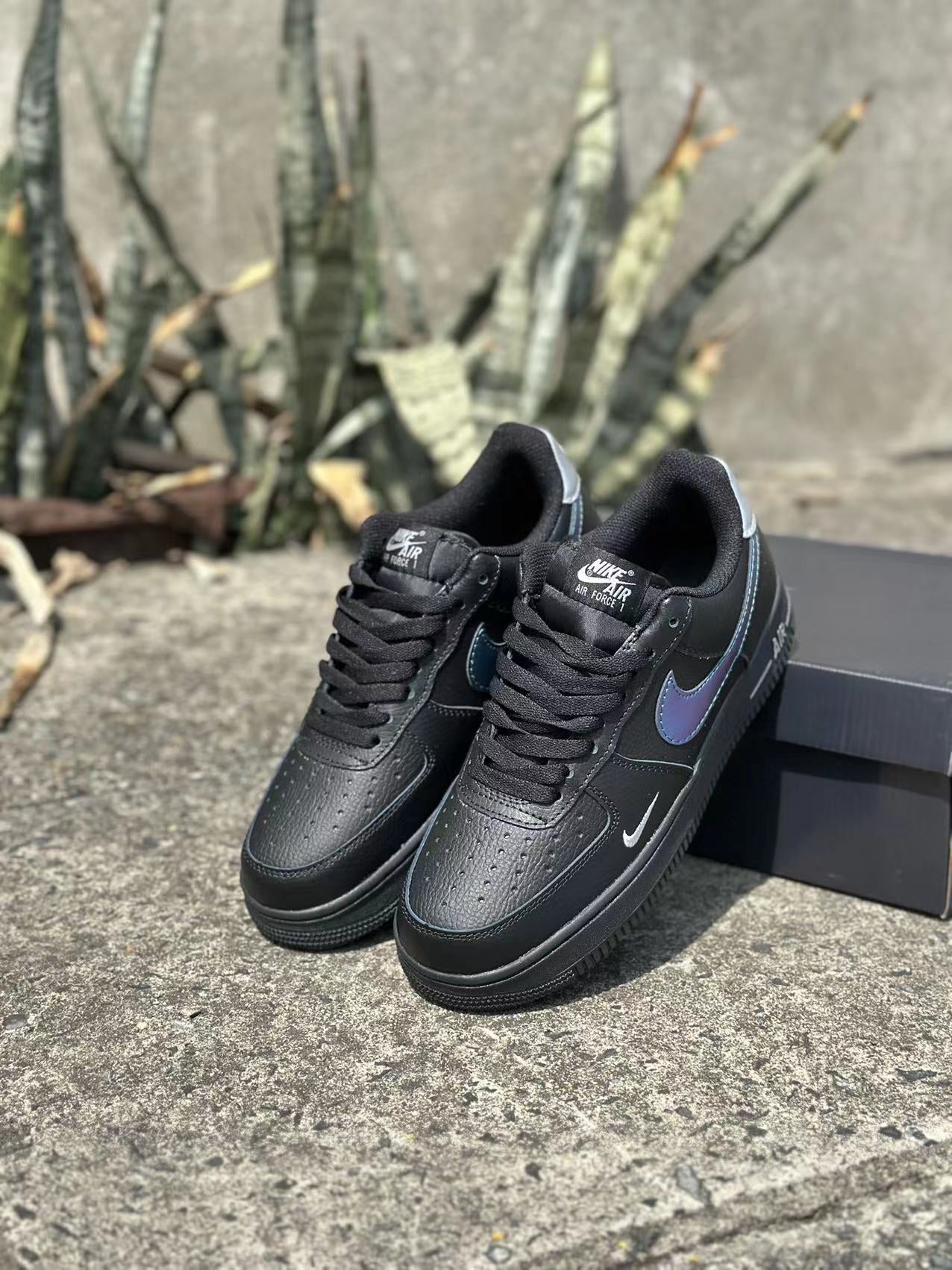 Nike Air Force 1 Noir – L’icône du style urbain