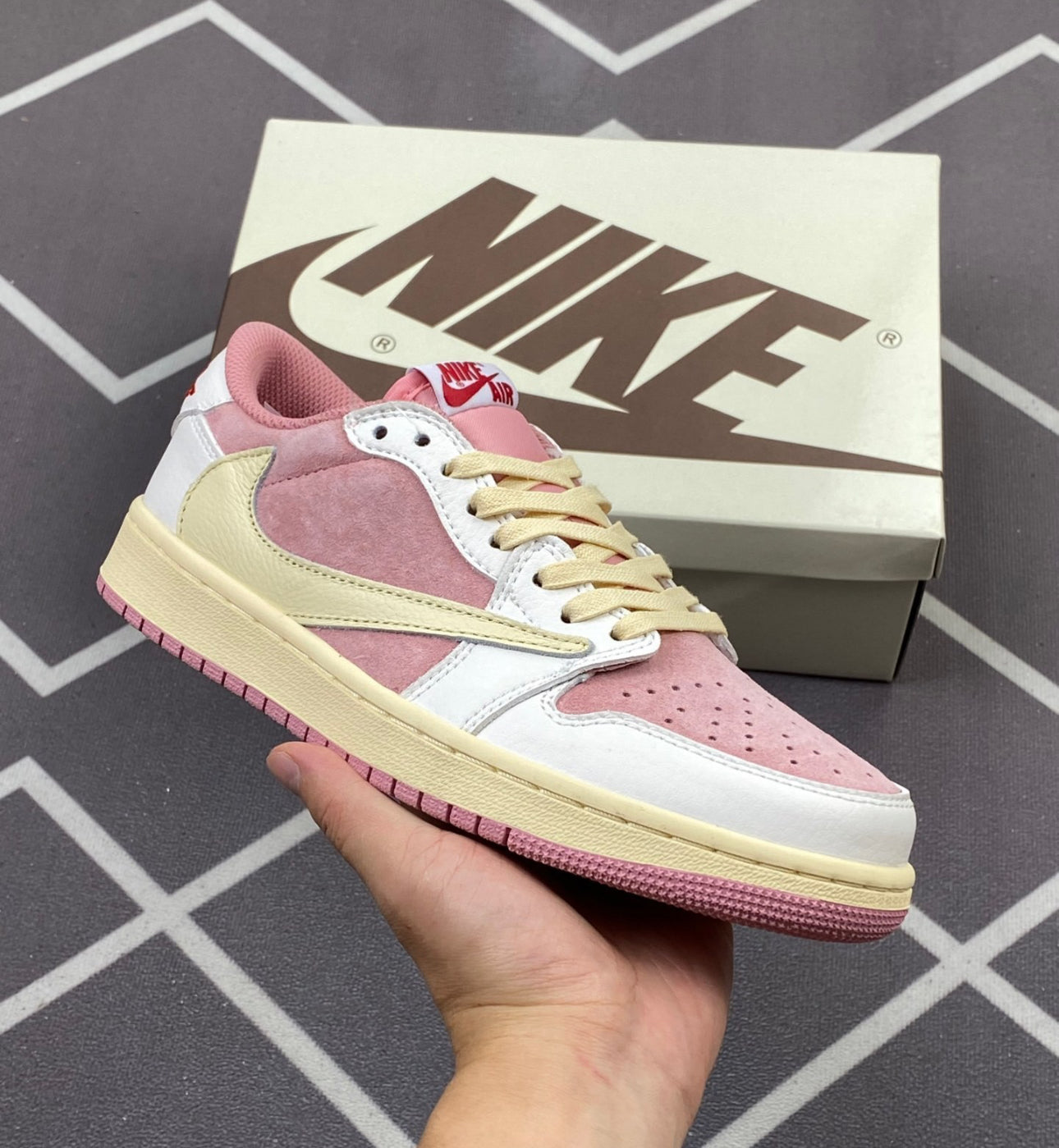Nike Dunk Low x Travis Scott - L’icône sneakers