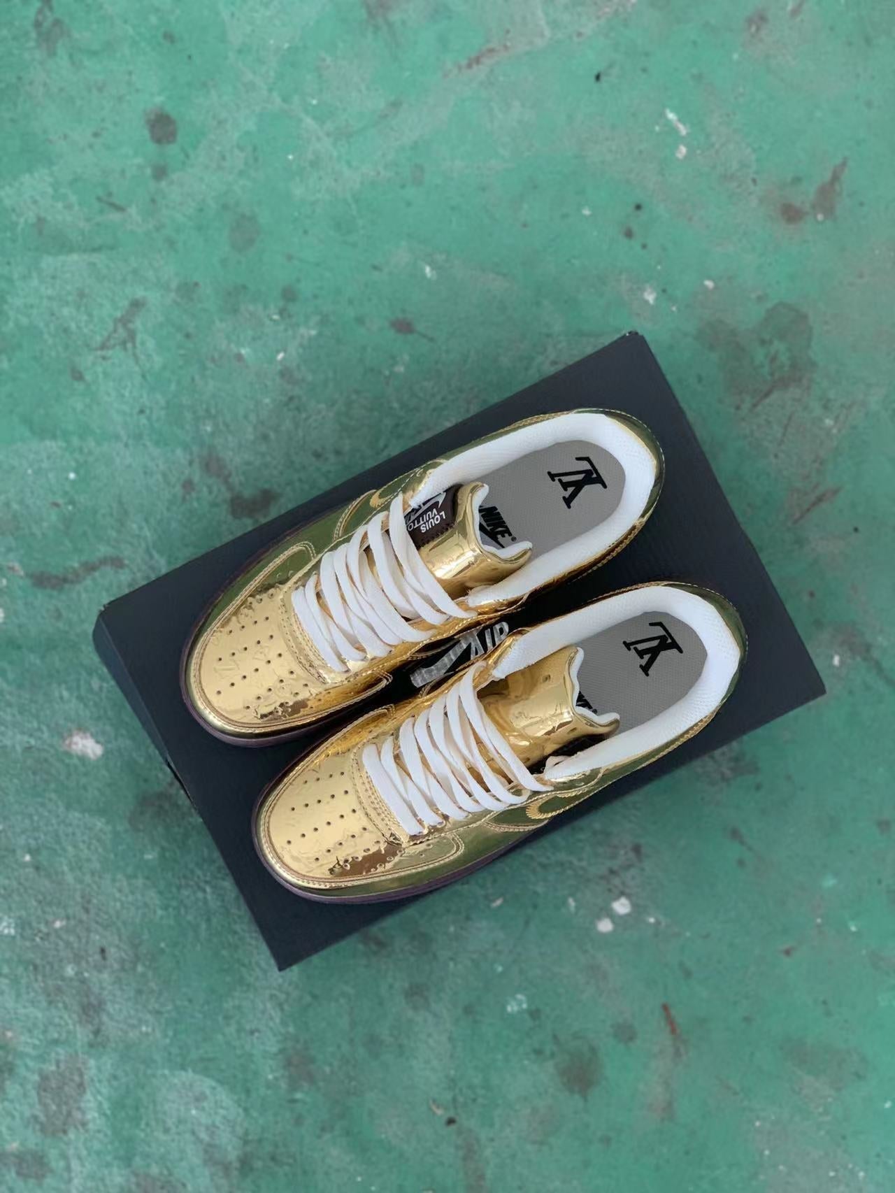Nike Air Force 1 x Louis Vuitton – L’icône du style urbain