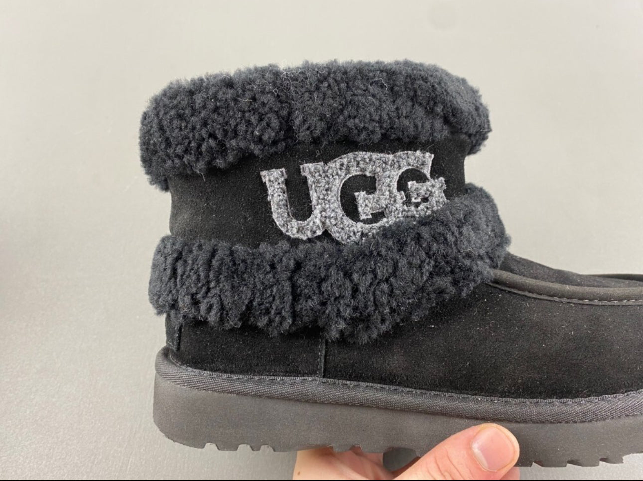 Bottine UGG – Confort, Style et Chaleur Inégalés