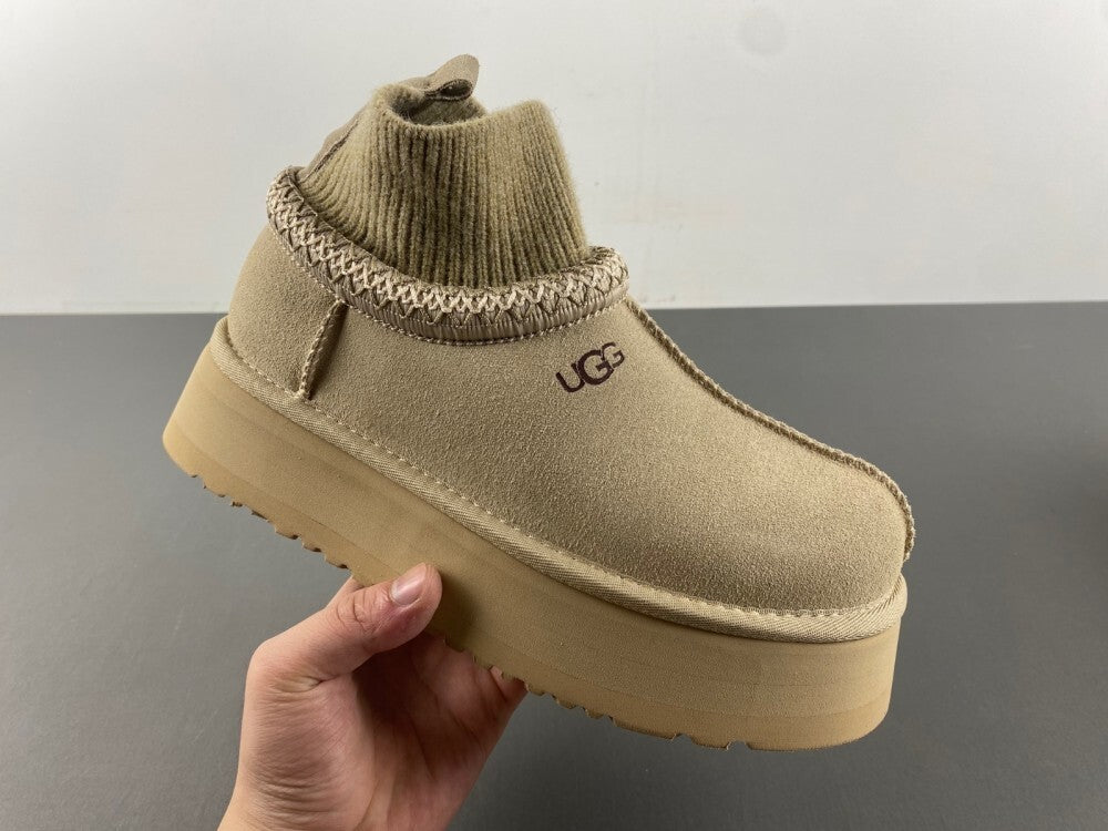 Mules UGG – Confort, Style et Chaleur Inégalés
