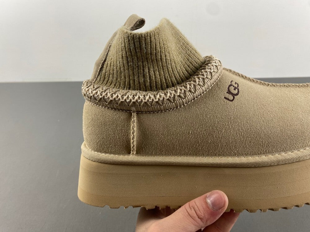 Mules UGG – Confort, Style et Chaleur Inégalés