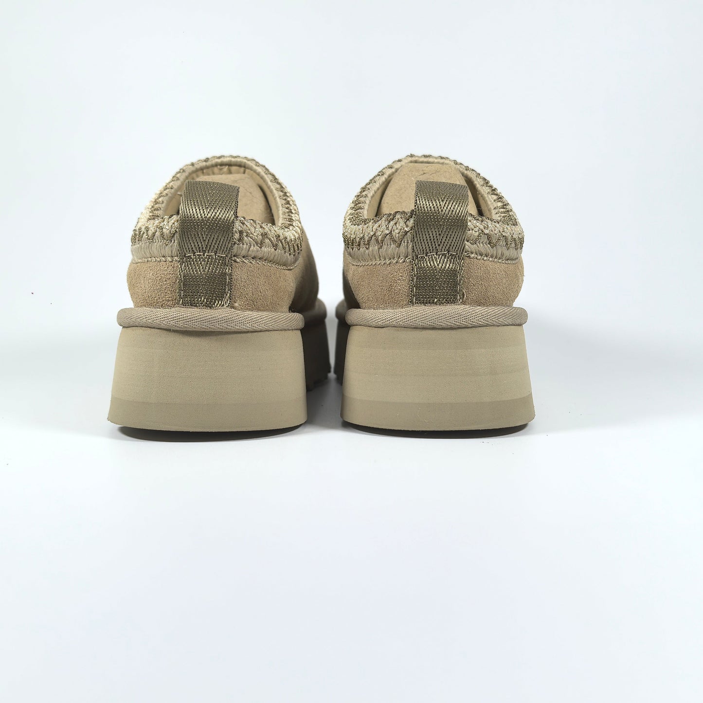 Mules UGG Tazz – Confort, Style et Chaleur Inégalés