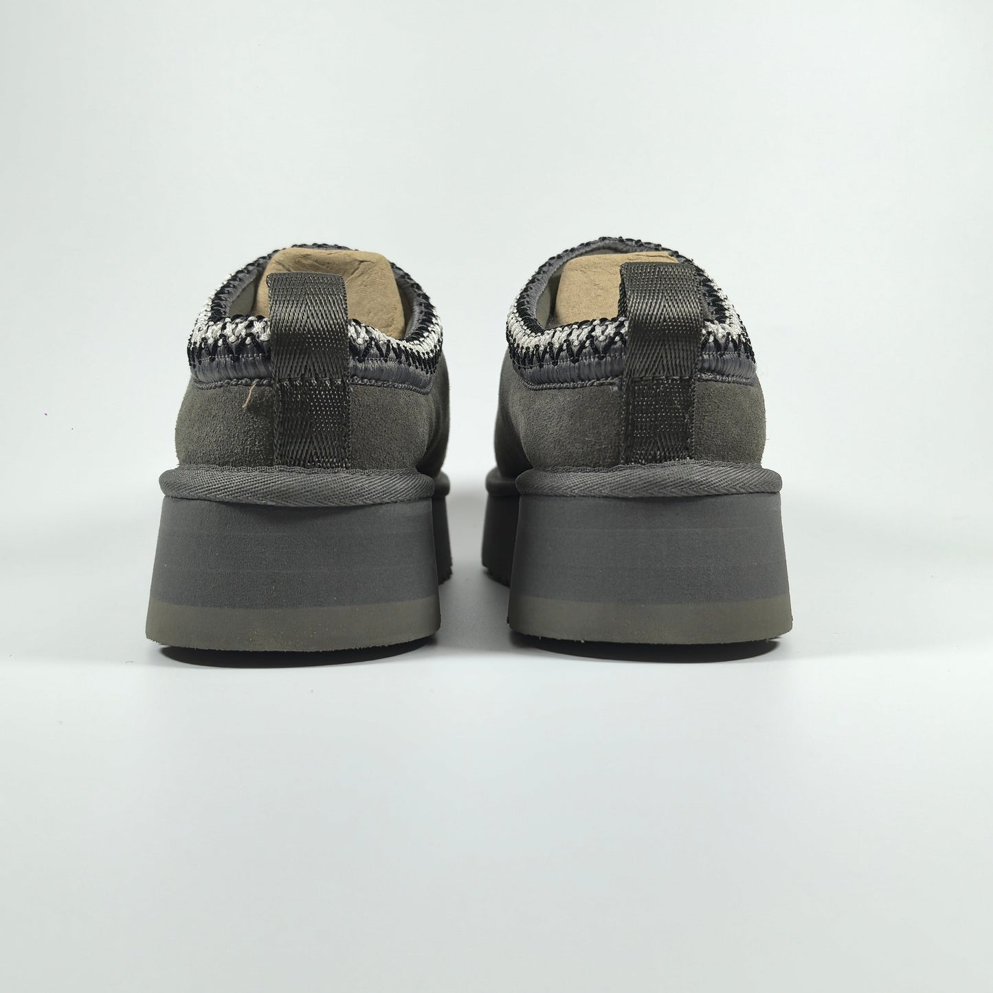 Mules UGG Tazz – Confort, Style et Chaleur Inégalés