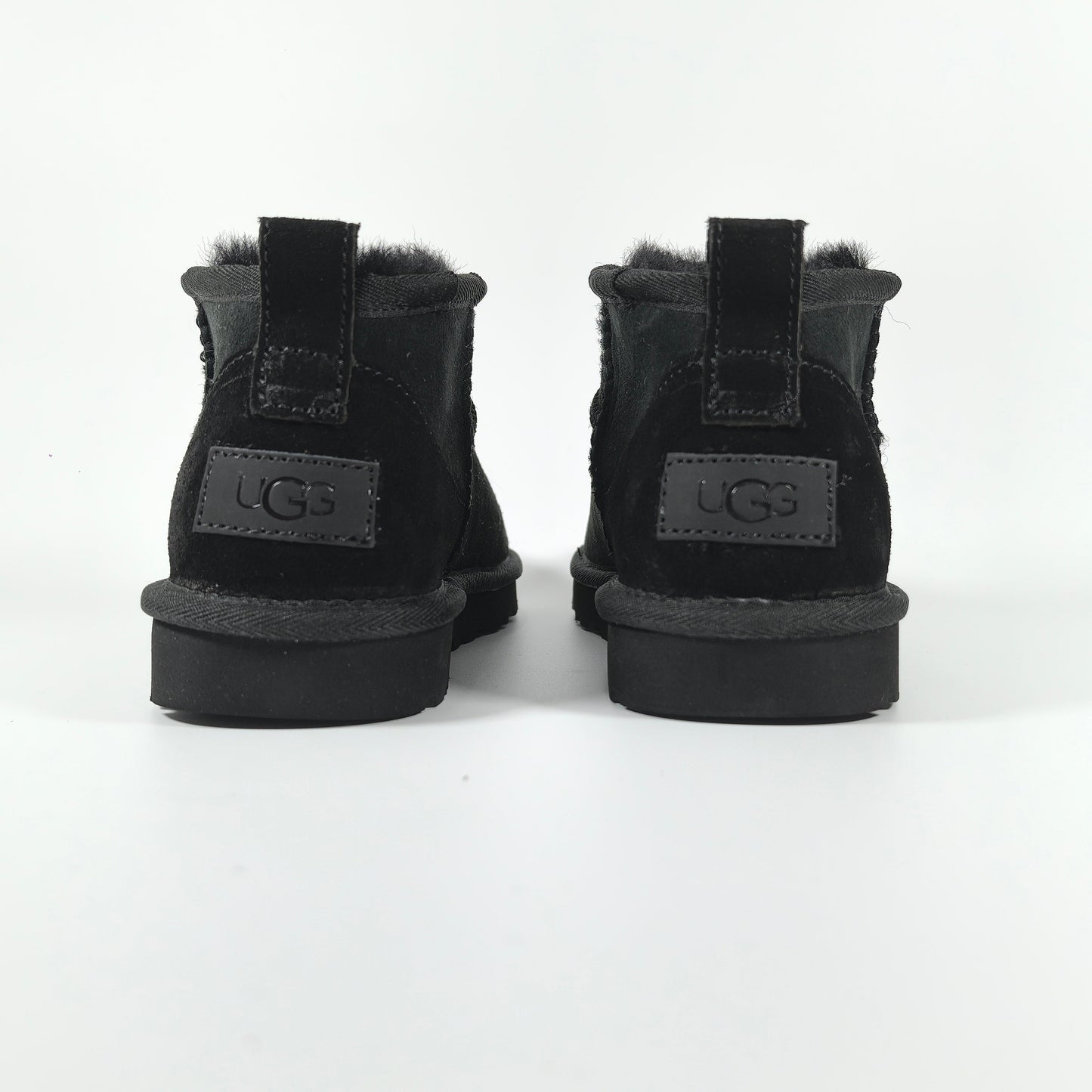 Botte UGG Classic Ultra mini – Confort, Style et Chaleur Inégalés