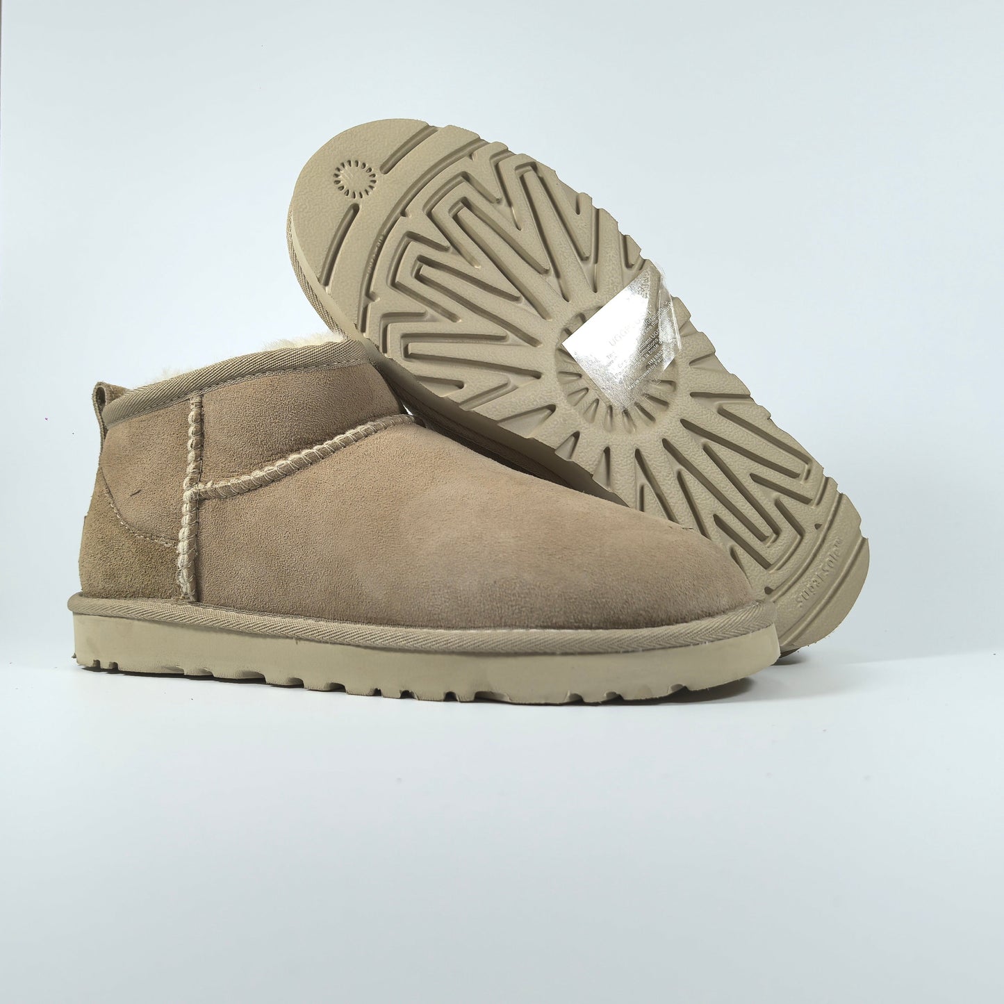 Botte UGG Classic Ultra mini – Confort, Style et Chaleur Inégalés
