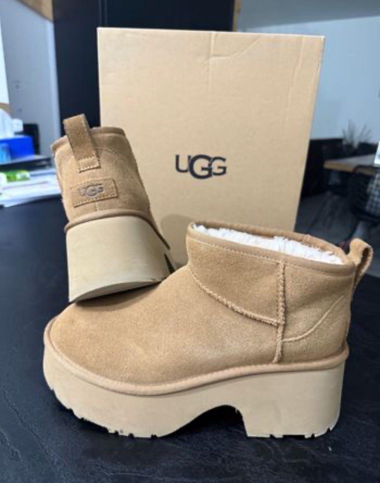 Botte UGG Classic Ultra mini – Confort, Style et Chaleur Inégalés