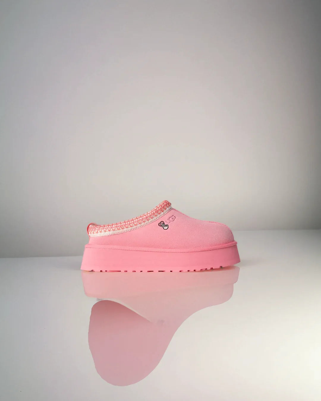 Mules UGG Tazz Rose – Confort, Style et Chaleur Inégalés