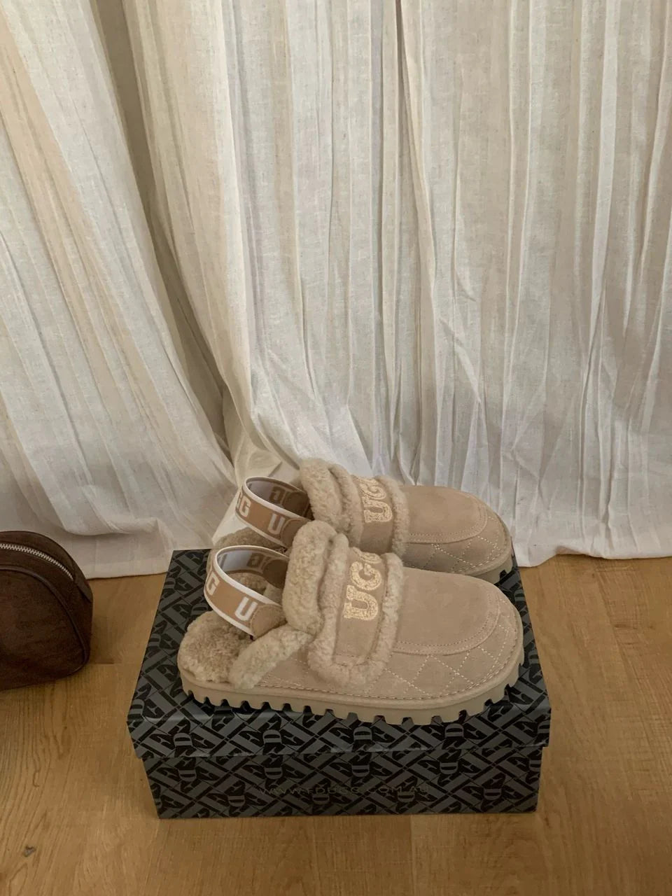 Chaussons UGG – Confort, Style et Chaleur Inégalés