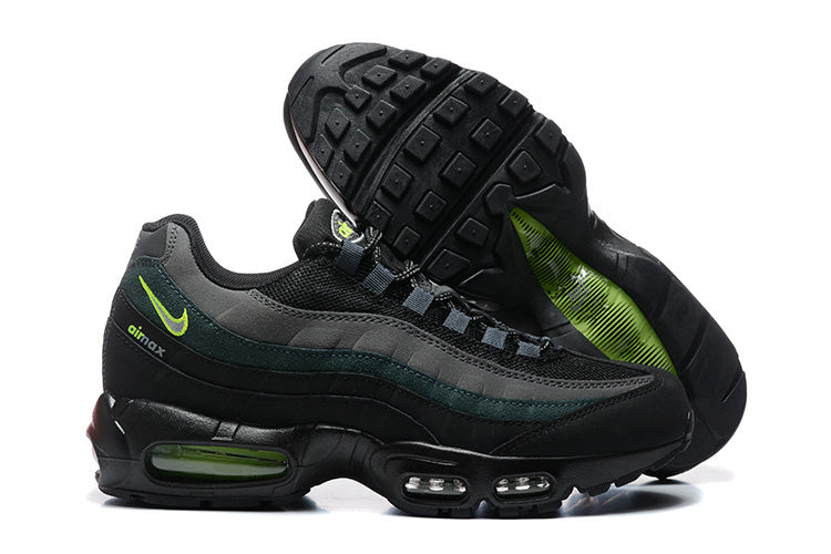 NIKE AIR MAX 95 ESSENTIAL NOIR & VERT