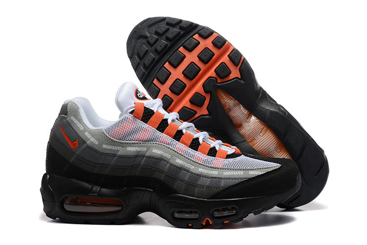 NIKE AIR MAX 95 ESSENTIAL NOIR & ORANGE