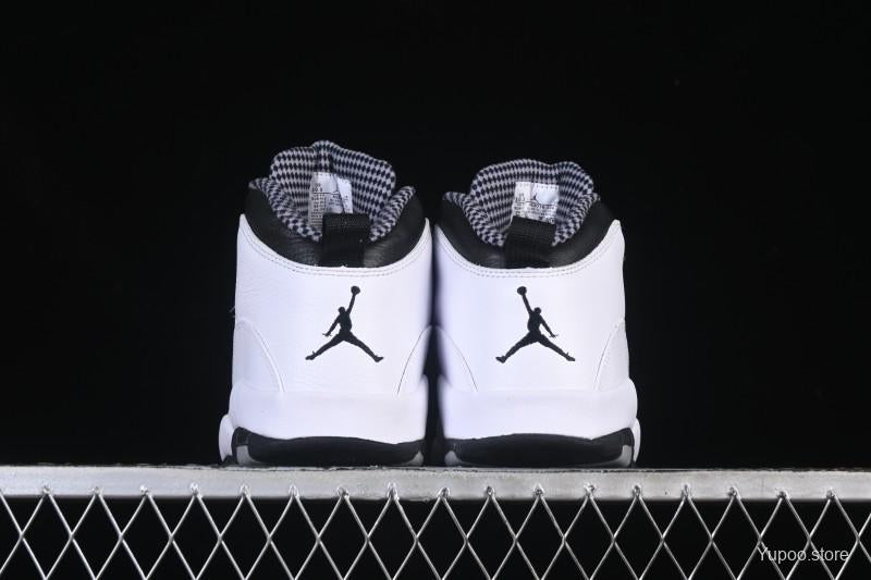 Nike Air Jordan 10 – Style iconique