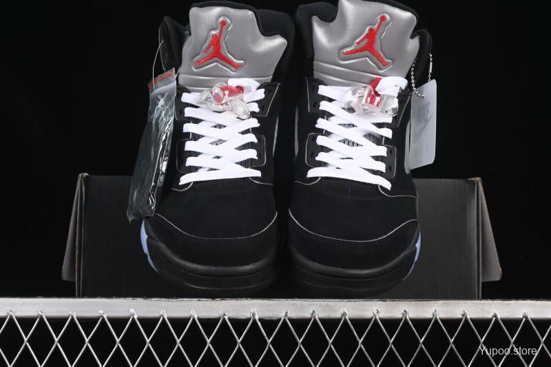Nike Air Jordan 5 – Style iconique