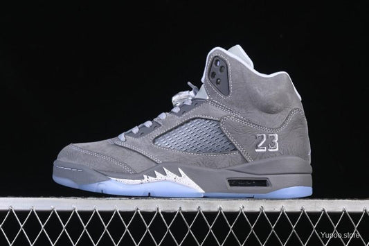Nike Air Jordan 5 – Style iconique