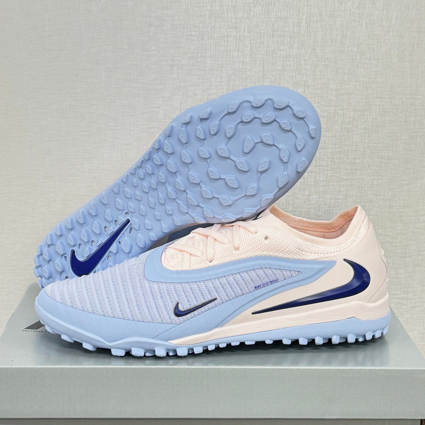 Nike ReactX Phantom 6 Low Pro TF – Indoor Futsal Basket de football