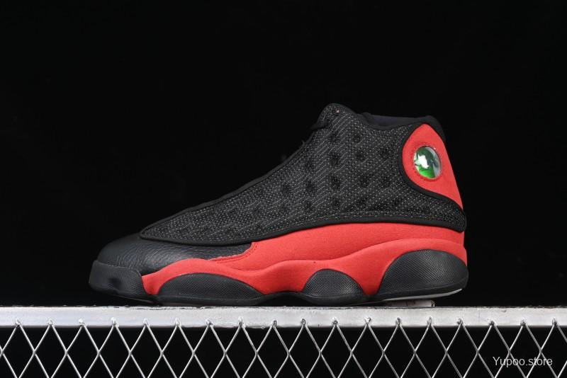 Nike Air Jordan 13 – Style iconique