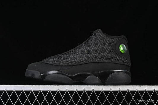 Nike Air Jordan 13 – Style iconique