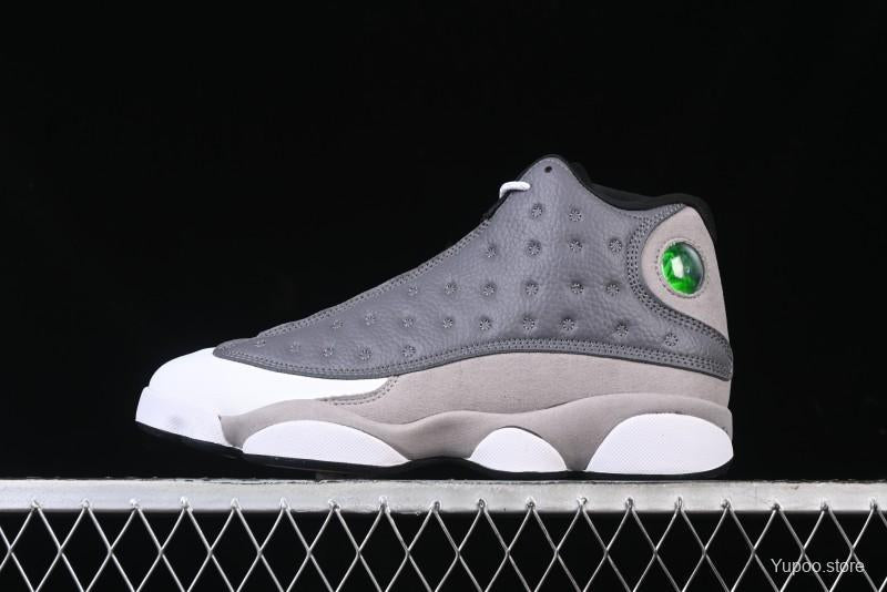 Nike Air Jordan 13 – Style iconique
