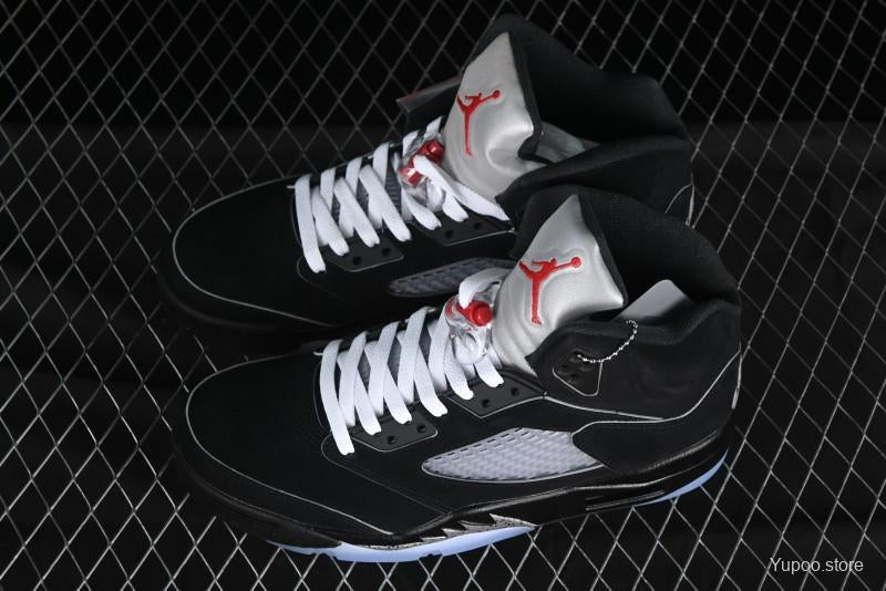 Nike Air Jordan 5 Rétro – Style iconique
