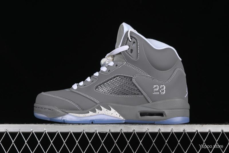 Nike Air Jordan 5 Rétro – Style iconique