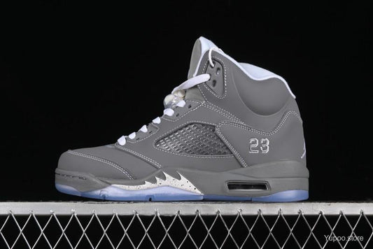 Nike Air Jordan 5 Rétro – Style iconique