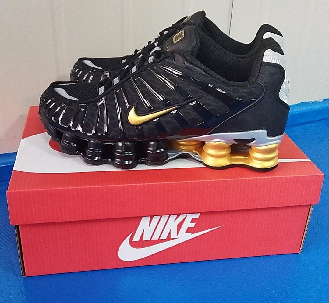 NIKE SHOX TL NOIR JAUNE