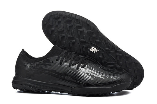 New Balance Furon V8 Elite TF – Vitesse et contrôle sur synthétique