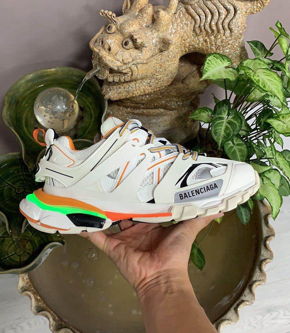 BALENCIAGA TRACK BEIGE
