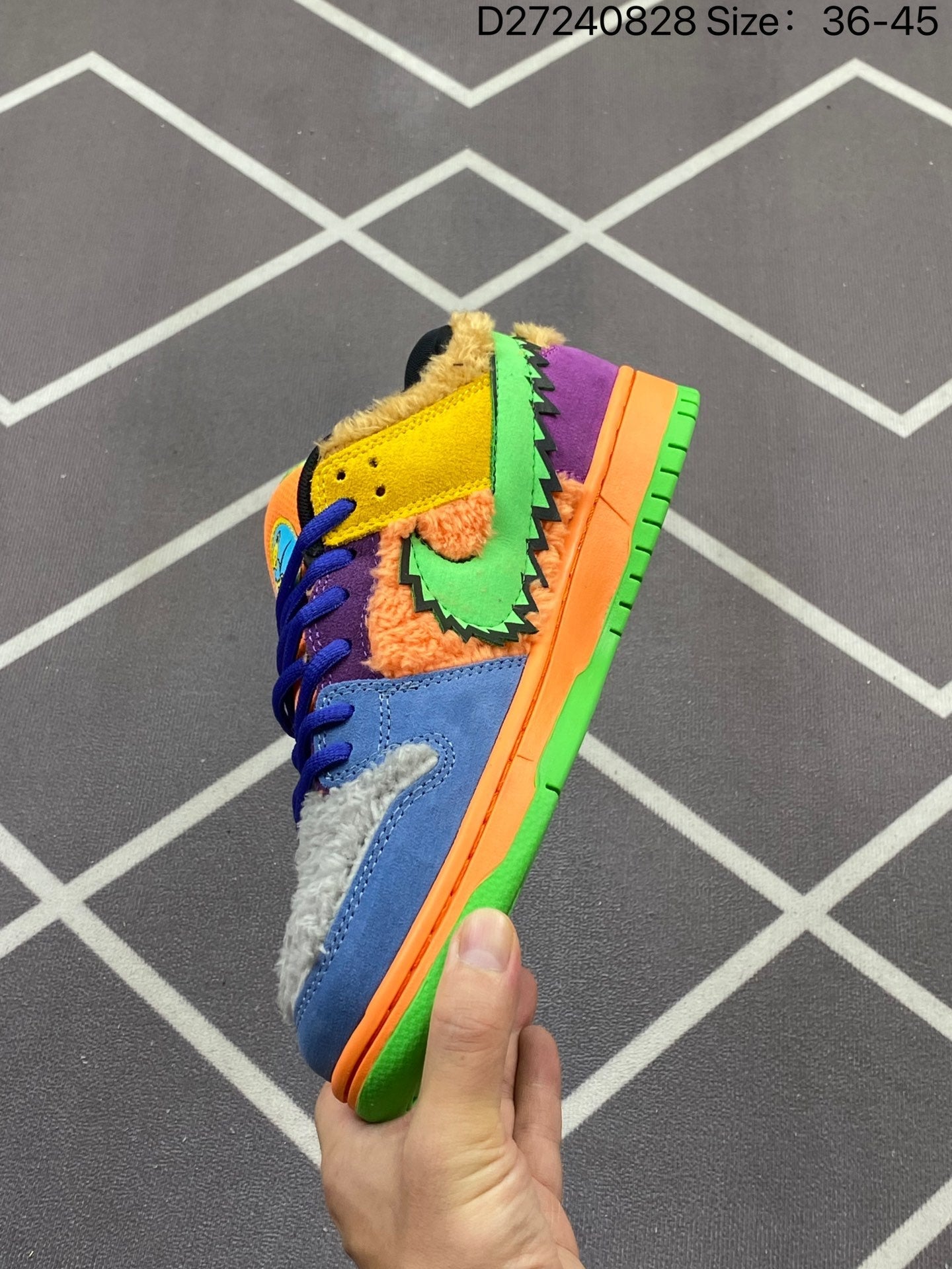 NIKE SB DUNK GRATEFUL DEAD BEARS