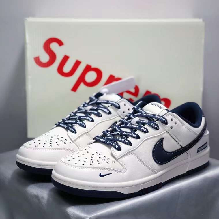 NIKE DUNK LOW SUPREME BLANC BLEU