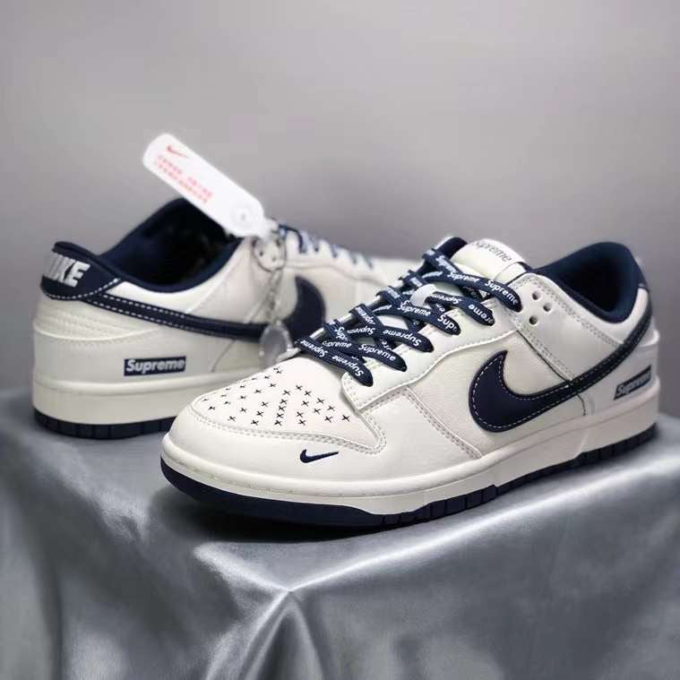 NIKE DUNK LOW SUPREME BLANC BLEU