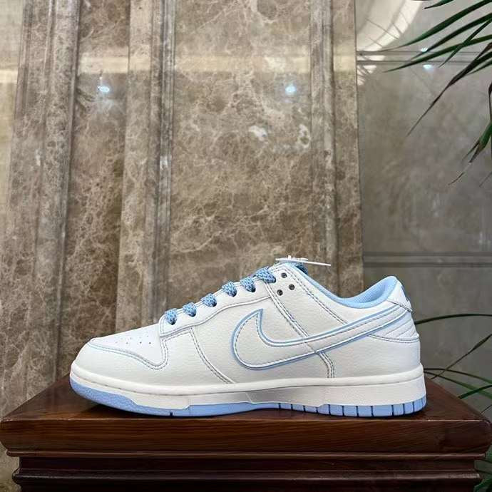 NIKE DUNK LOW STUSSY BLANC BLEU