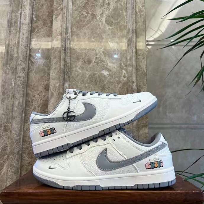 NIKE DUNK LOW GUCCI