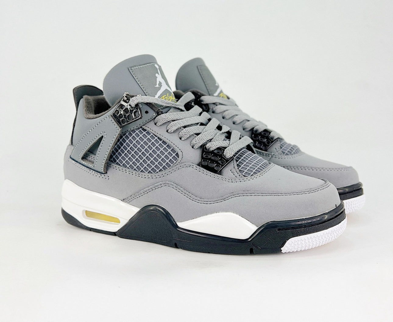 Nike Air Jordan 4 Rétro – Style iconique