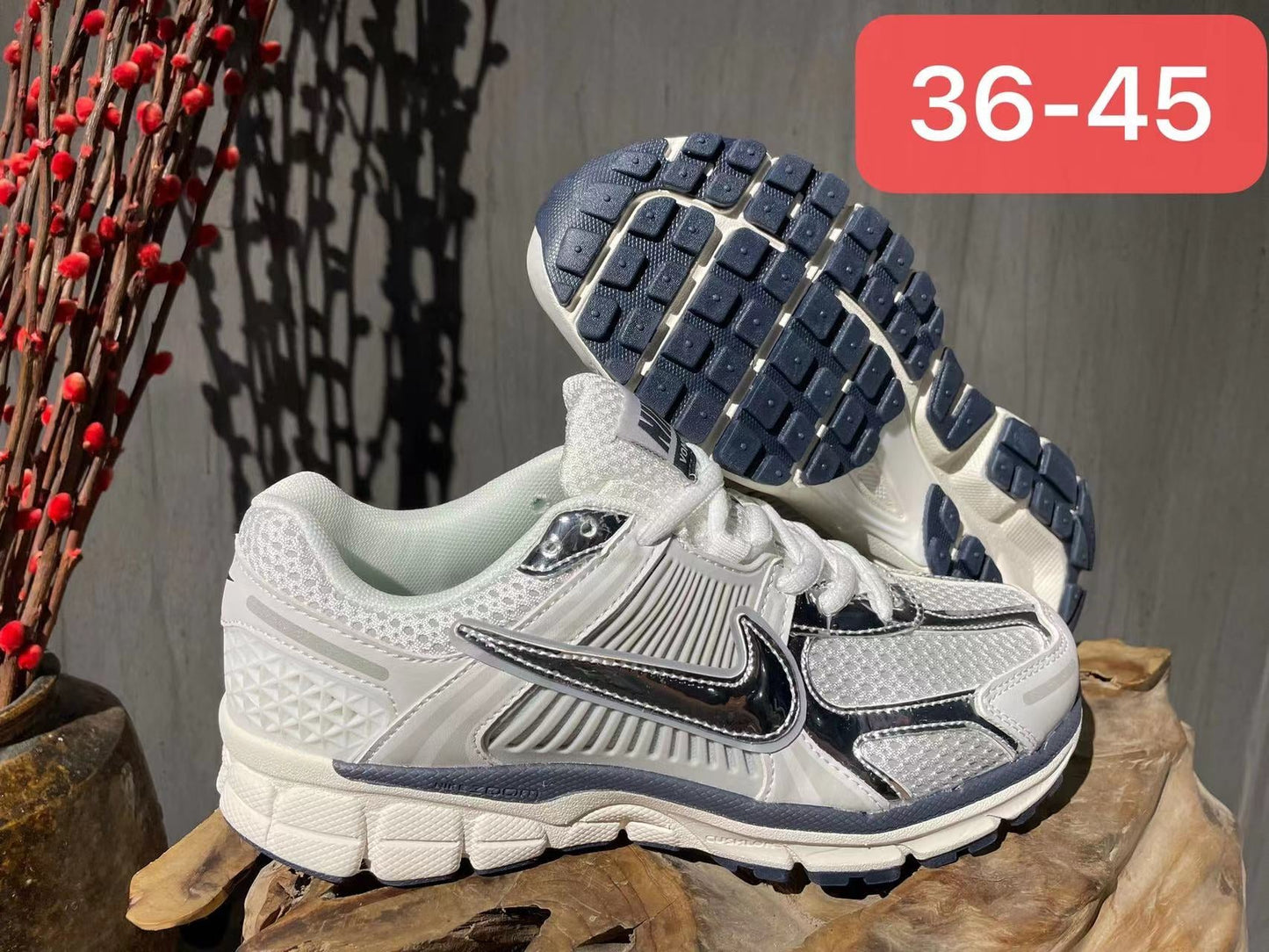 NIKE ZOOM VOMERO 5 BLANC & ARGENT SILVER